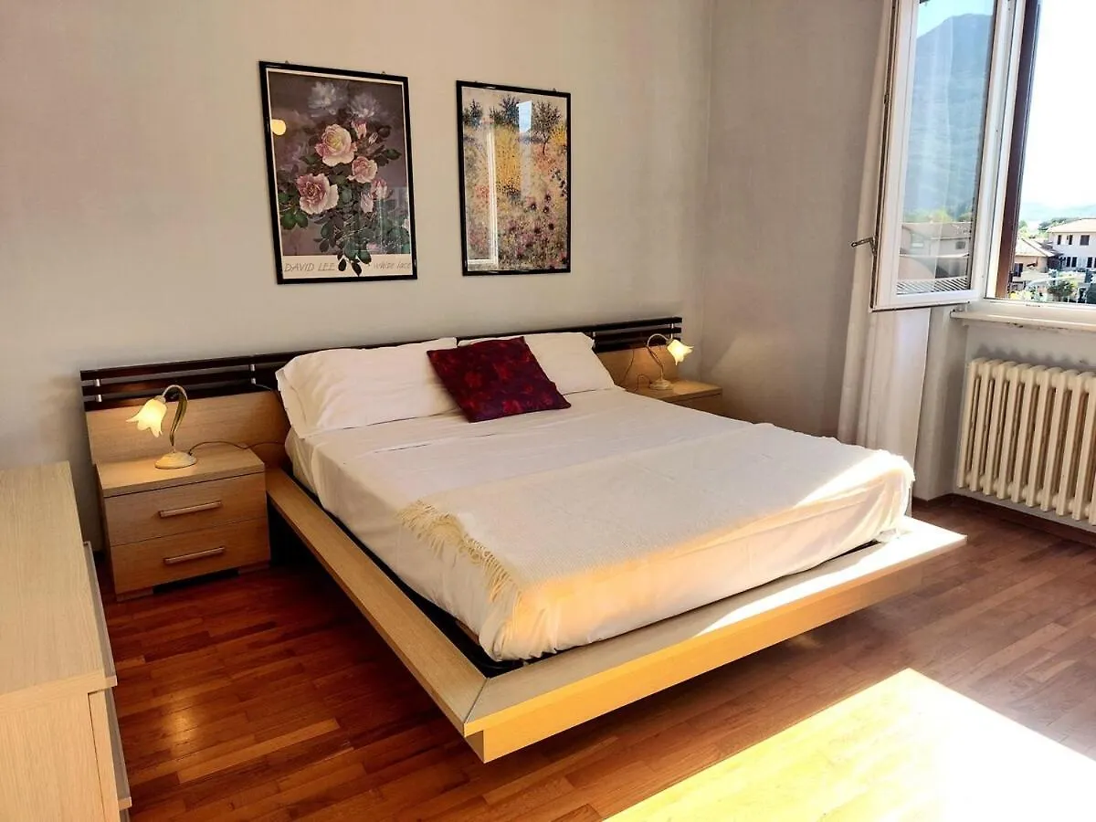 Appartamento Casa Rosa Domaso Italia
